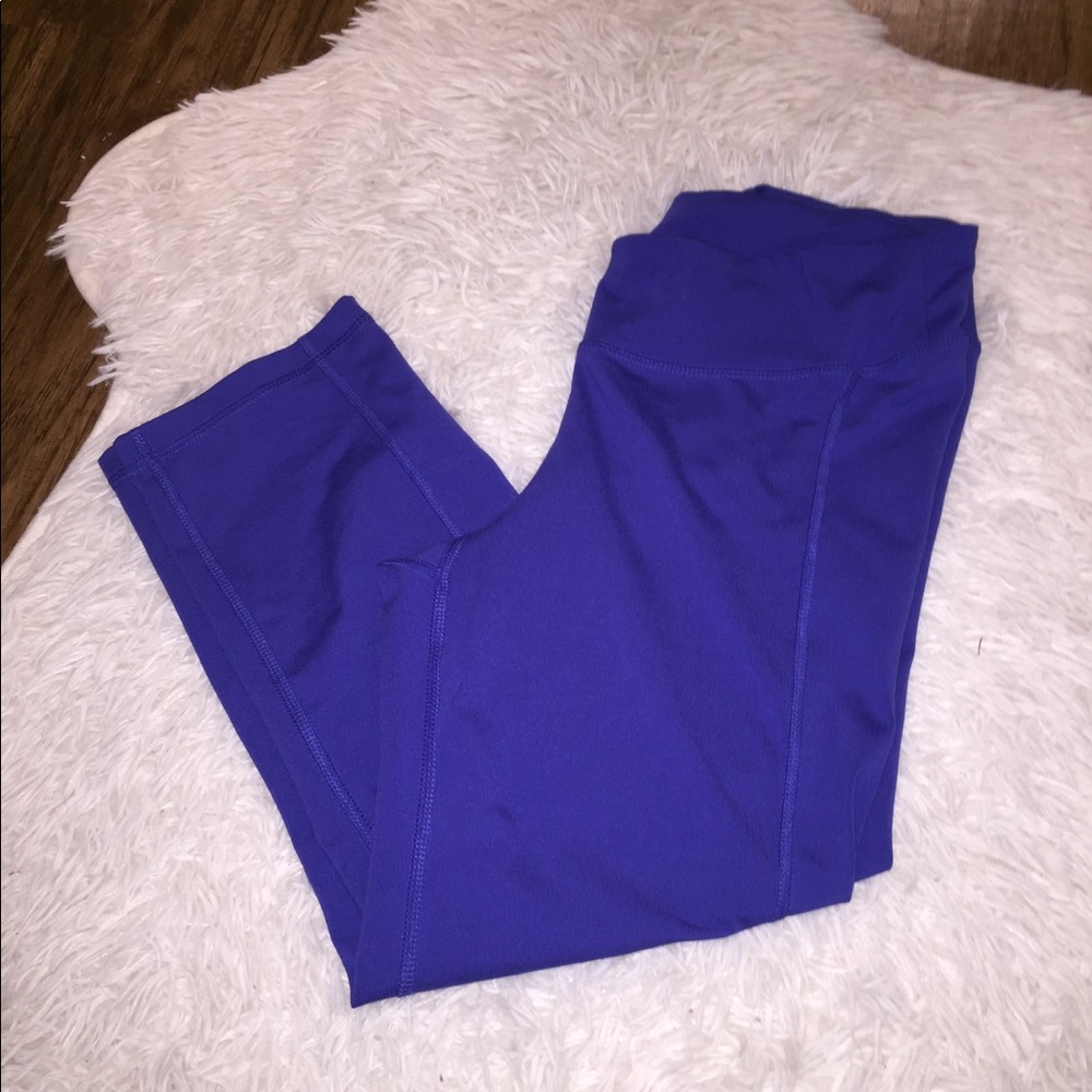 Old navy workout capri size medium